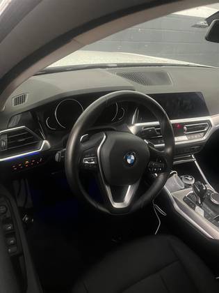 BMW 320i 2.0 16V TURBO GASOLINA SPORT GP AUTOMÁTICO